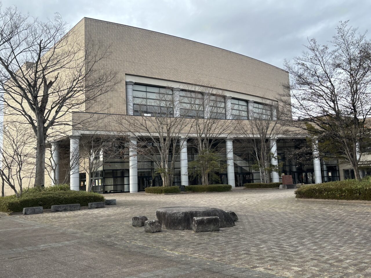 奥州市文化会館